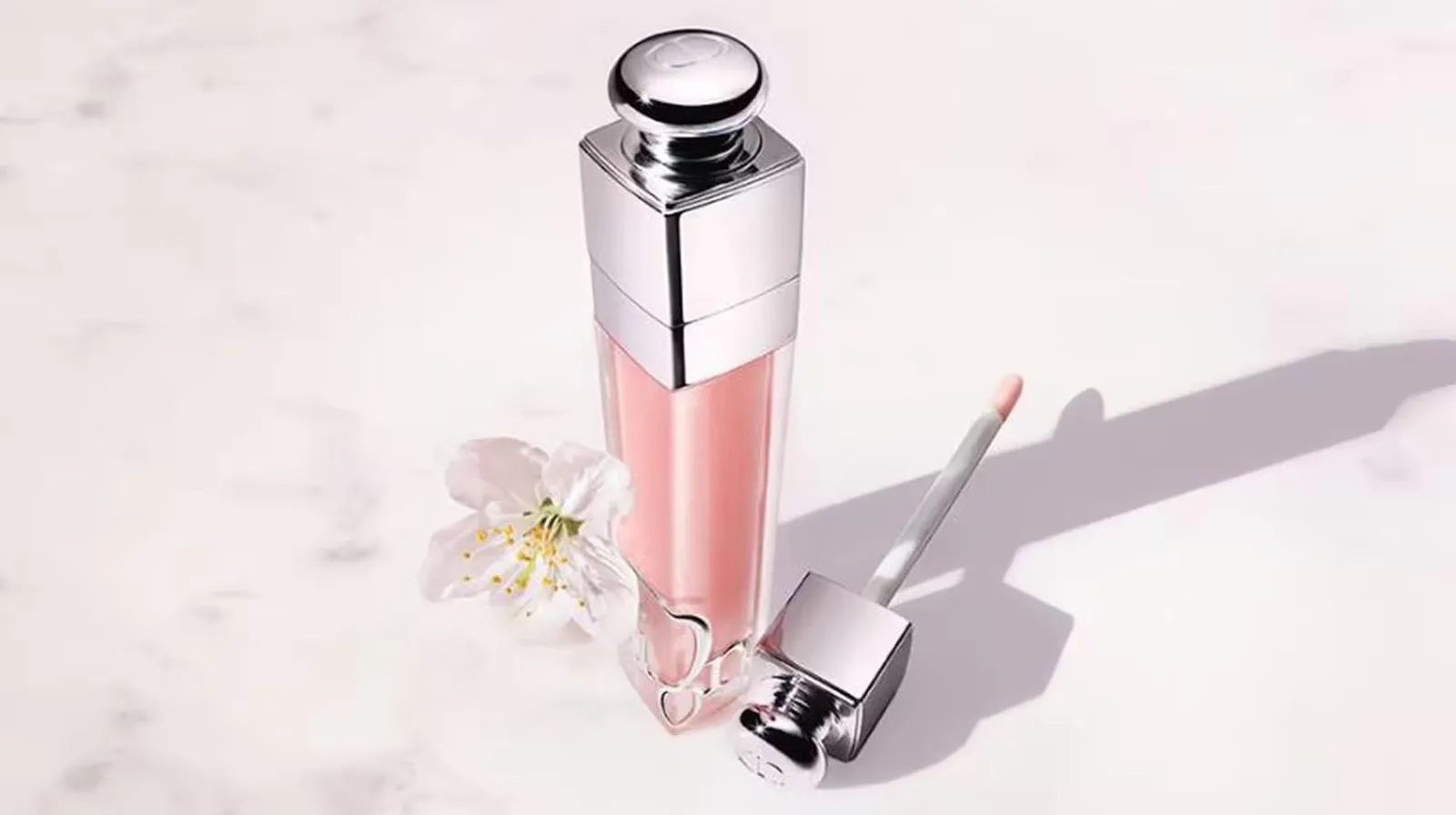 Pink Lip Plumping Gloss