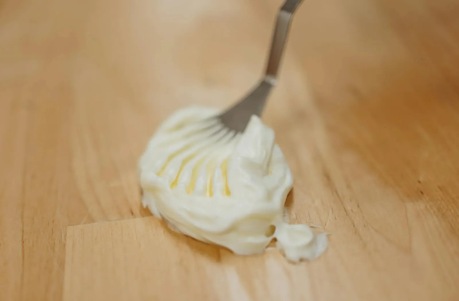 : Handmade Whipped Tallow Balm (Unscented/Herb-Infused) 1.3 oz